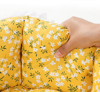 Καλοκαιρινό υφασμάτινο κρεβάτι με λουλουδάτο μοτίβο