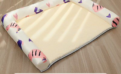 Текстилна кучешка постелка с възглавница