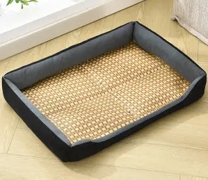 Лятно кучешко легло в много цветове