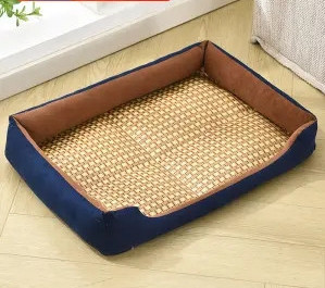 Лятно кучешко легло в много цветове