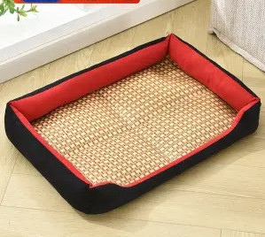 Лятно кучешко легло в много цветове