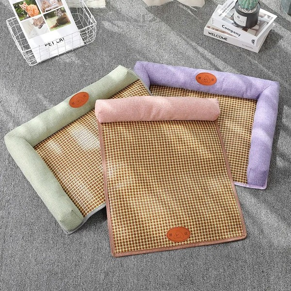 Лятна постелка за кучета - няколко модела