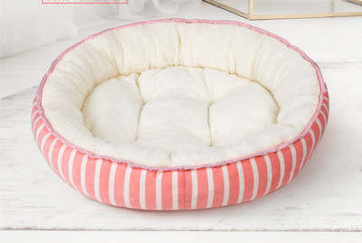 Топло пухено легло за кучета