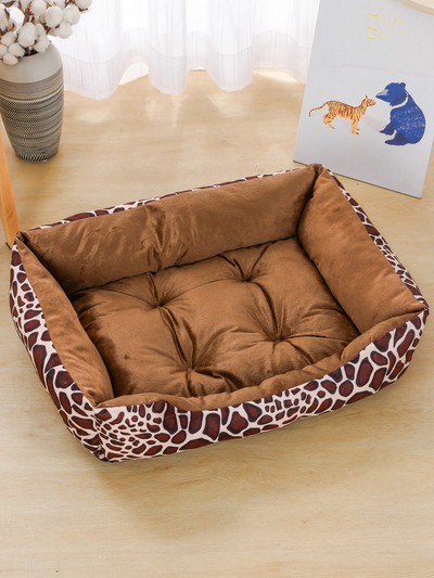 Plush warm bed for dogs