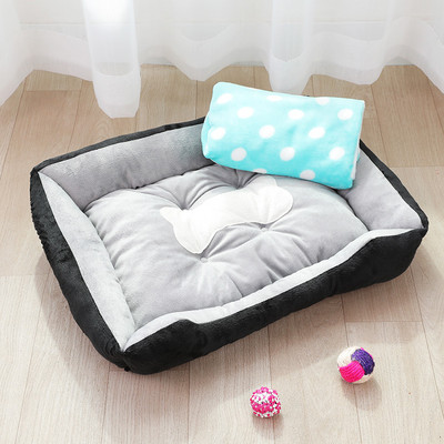 Топло плюшено легло за кучета