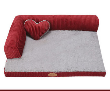 Плюшена постелка за кучета