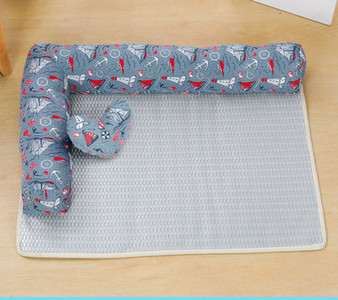 Лятна постелка за кучета с възглавница