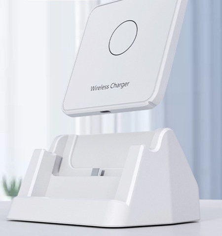 Универсално безжично зарядно устройство с функция бързо зареждане