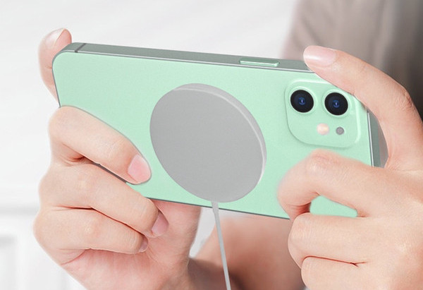 Магнитно безжично зарядно устройство