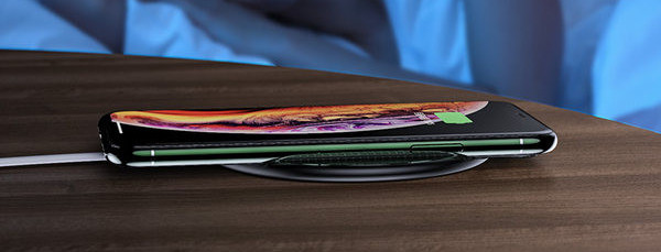 Универсално безжично зарядно устройство