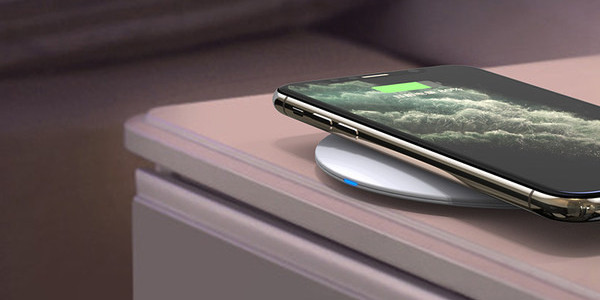 Безжично зарядно устройство за бързо зареждане