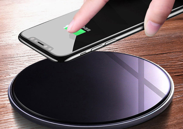 Безжично зарядно устройство за бързо зареждане