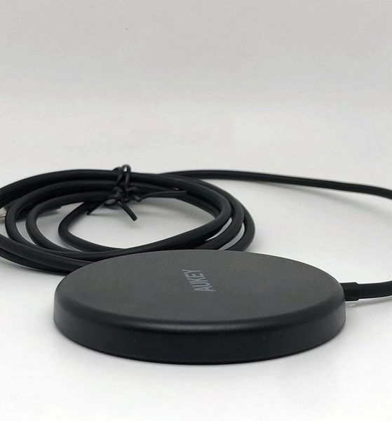 Магнитни безжично зарядно устройство