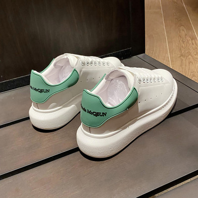 Modern bőr tornacipő platformmal - unisex modell