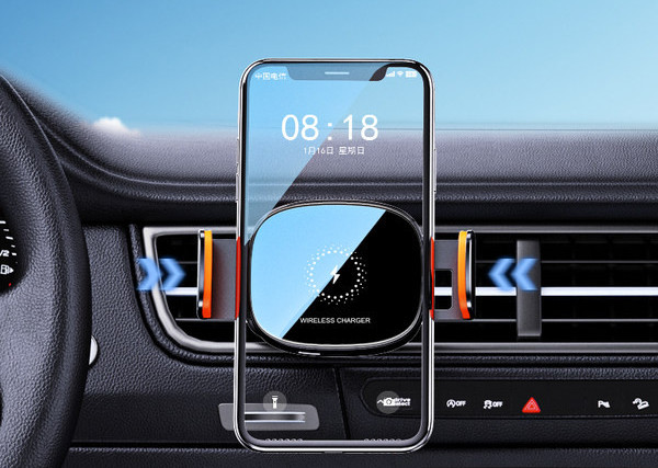 Автомобилна стойка и зарядно за телефон