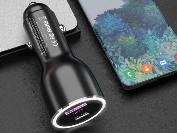 Зарядно устройство за кола за бързо зареждане