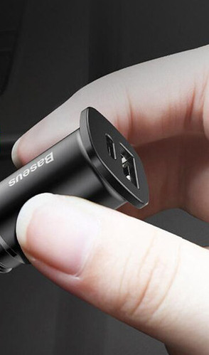 Зарядно за кола с USB порт