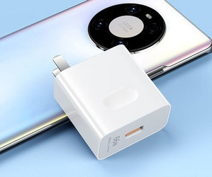 USB töltő
