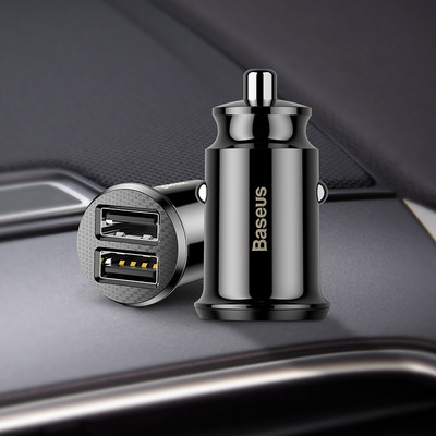 Autós töltő többfunkciós gyorstöltés két USB porttal