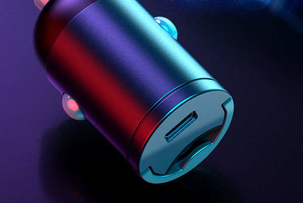 Многофункционално зарядно за кола с USB port