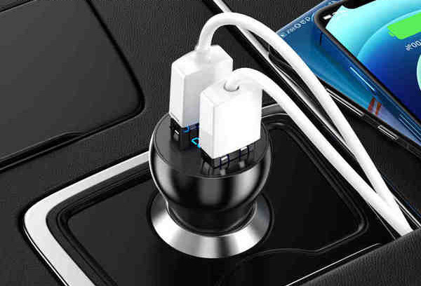 Автомобилно зарядно устройство за бързо зареждане на мобилен телефон