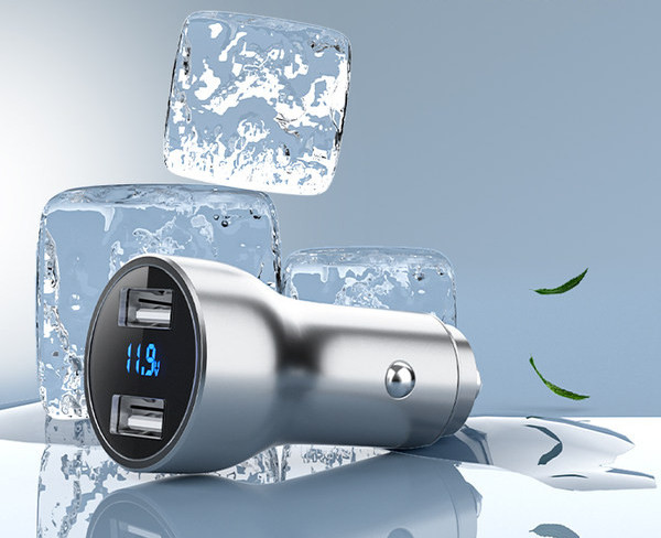 Зарядно за кола подходящо за телефон и таблет 