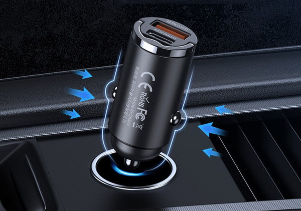 Dvostruki usb auto punjač za brzo punjenje