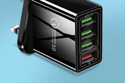Hálózati töltő 4 USB porttal mobiltelefonhoz