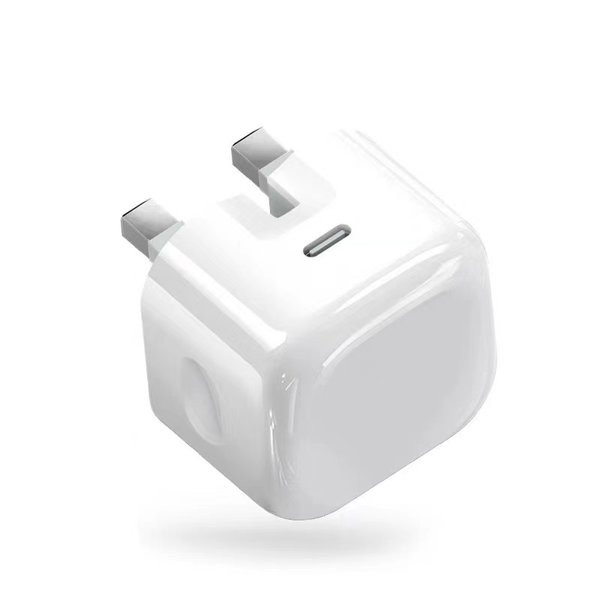 Универсално мрежово зарядно устройство за мобилен телефон