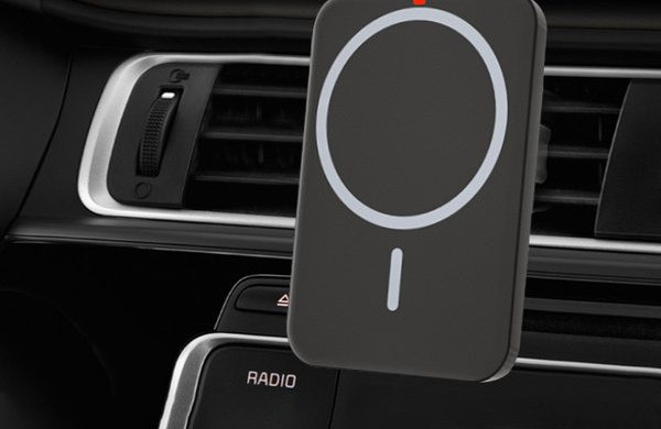 Magnetni auto punjač za iPhone