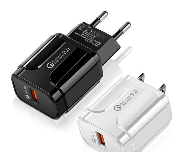 Универсално зарядно устройство с USB порт