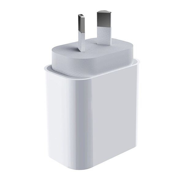 Punjač - adapter za mobitel