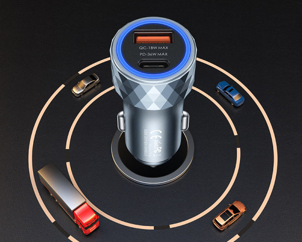 Универсално зарядно за кола за бързо зареждане