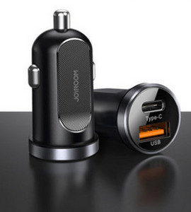 Incarcator auto cu port USB