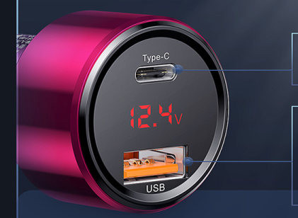  25W бързо зарядно за кола с цифров дисплей 