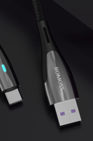 Tip-c podatkovni kabel duljine 2 metra