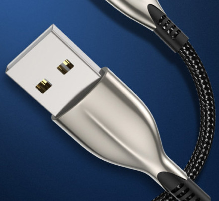 Cablu de date si pentru incarcarea unui telefon cu micro USB