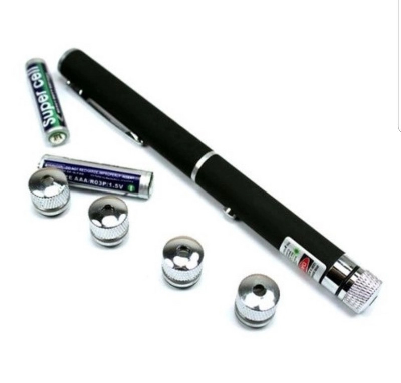 Лазерна показалка, Зелена, 5mW, 5 приставки, 2 батерии комплект