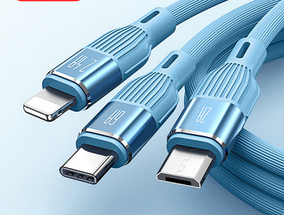 C típusú kábel a gyorstöltéshez USB-porttal