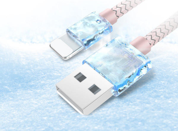 Универсален кабел за бързо зареждане и пренос на данни