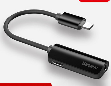 IPhone fejhallgató vagy töltőadapter