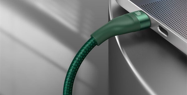 Podatkovni kabel tri u jednom za kabel za brzo punjenje