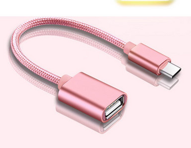C típusú autóhoz használható USB-kábel