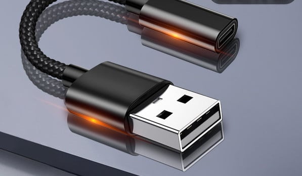 Къс дата кабел адаптер USB/Type-c
