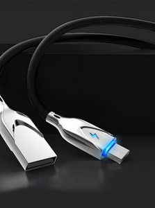 USB-kábel mobileszköz töltéséhez