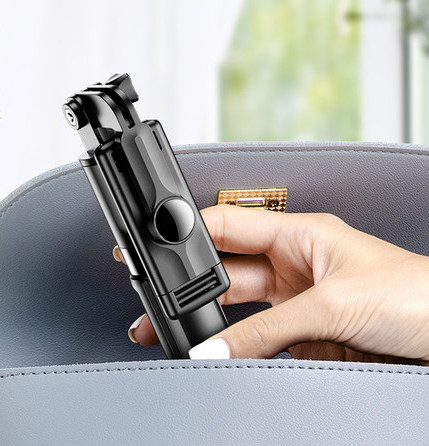 „Bluetooth“ asmenukių lazda viename su nuotolinio valdymo pultu