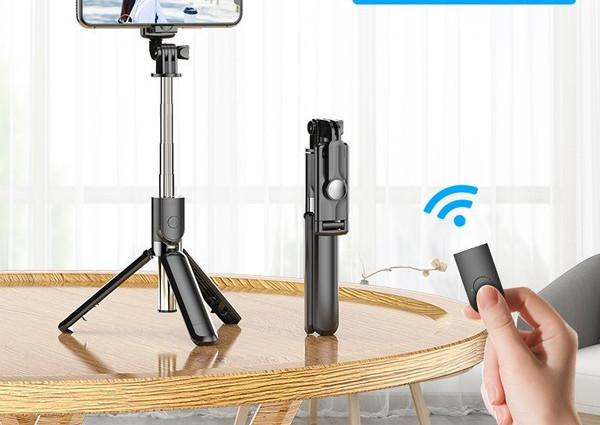 „Bluetooth“ asmenukių lazda viename su nuotolinio valdymo pultu