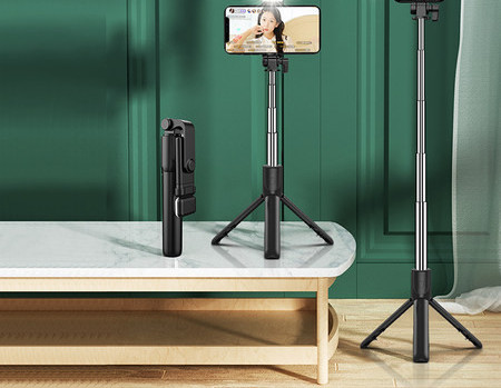 Многофункционален Bluetooth селфи стик с телескопична дръжка