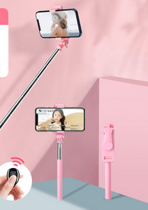 Teleszkópos selfie stick távirányítóval