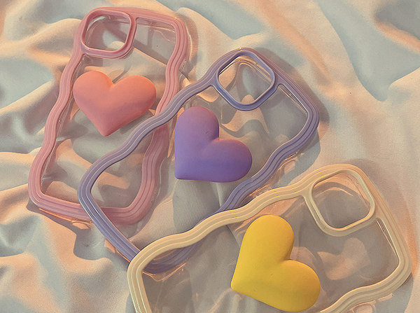 Θήκη σιλικόνης με κυματιστό σχήμα και τρισδιάστατο στοιχείο